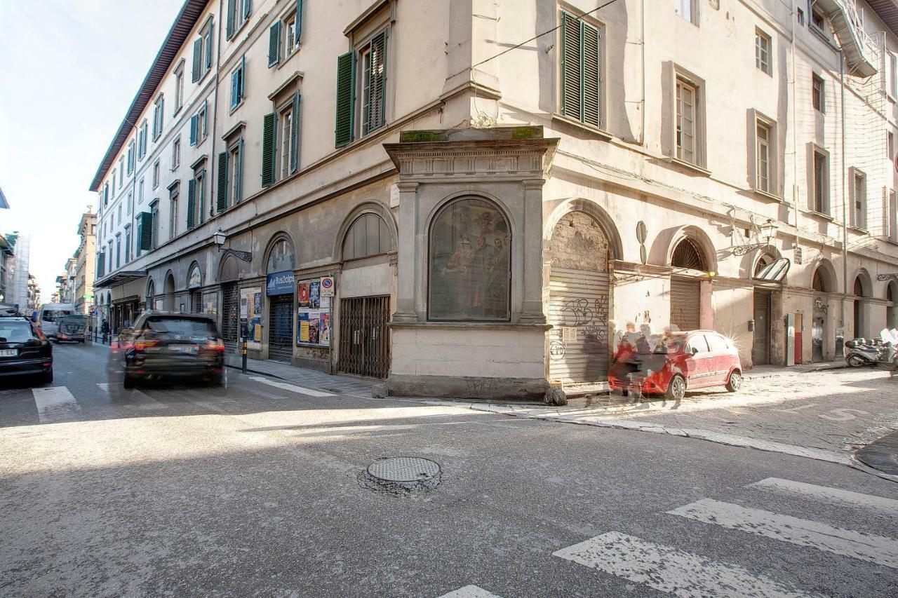 Windows On Florence Exterior photo